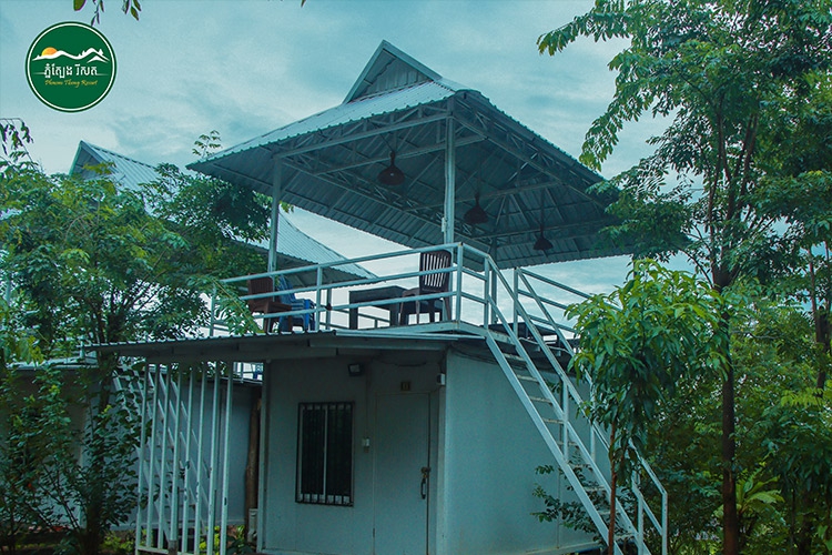 Container House Triple Room