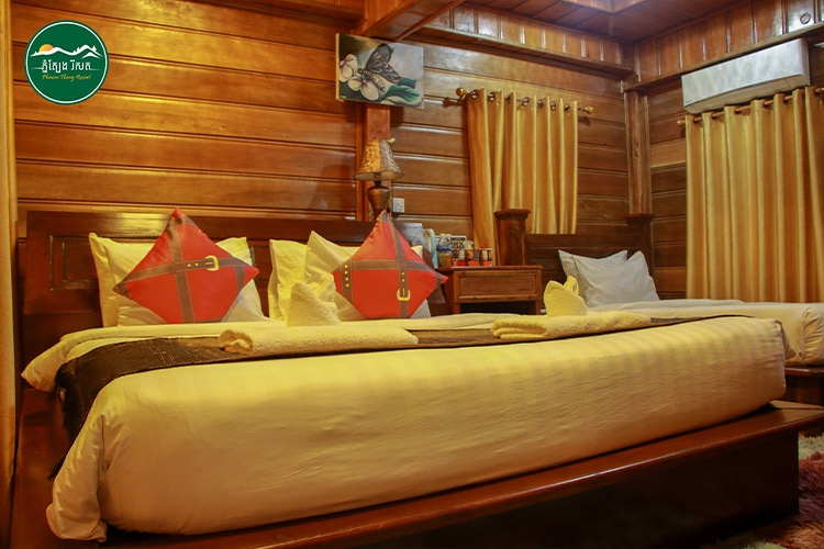 On The Tree House Twin Room