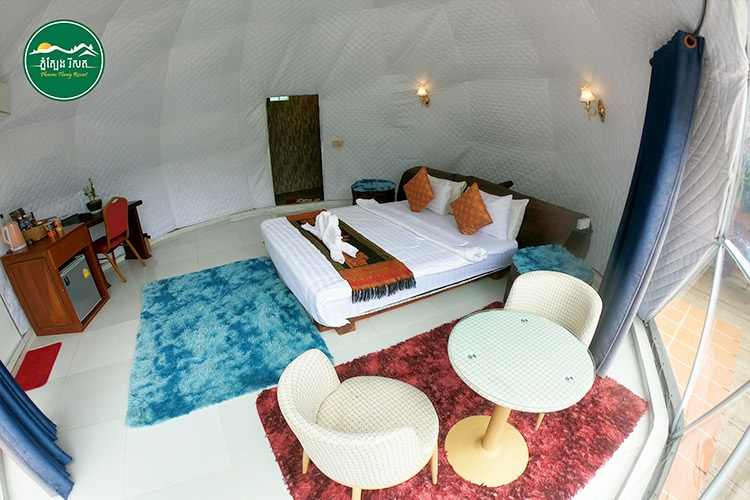 The Earth House VIP Single Room