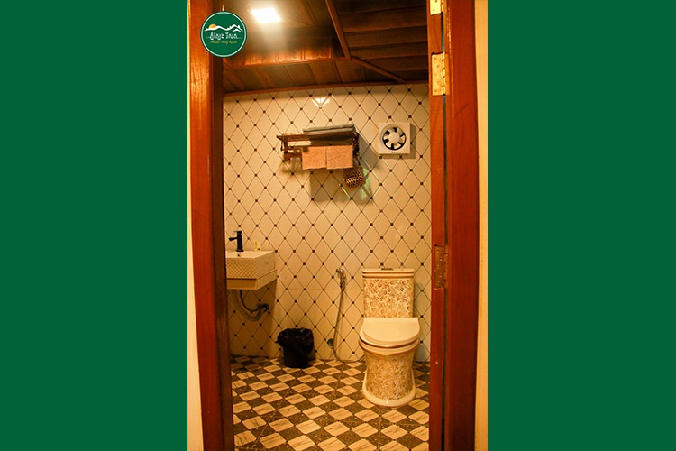 Wooden House Double Room